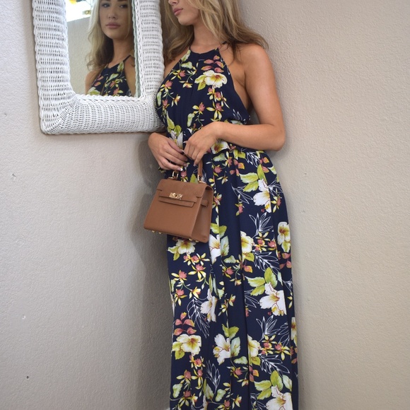 LUCY PARIS Fiji Key Hole Maxi - Picture 3 of 15